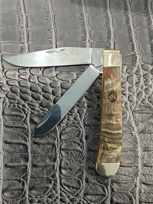 Ram Horn Handle 2 Blade Drop/Spey Point Stainless Steel Trapper Pocket knife - Image 1 of 4