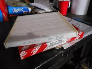 New Toyota Lexus OEM Genuine Cabin AC Element Air Filter 87139-YZZ19 87139YZZ19 - Picture 1 of 4