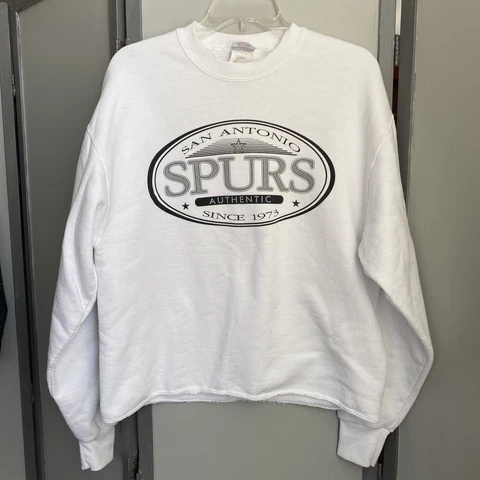 San Antonio Spurs Vintage Crew Sweater Sz. M Cover