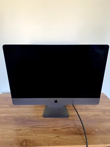 Apple iMac Pro 27 3,2GHz 8-Core Xeon, 32GB RAM, 1TB SSD, Vega 56 - Top - Bild 1 von 6