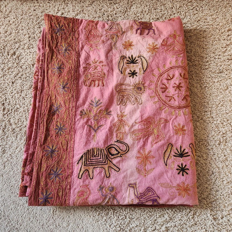 Colcha tapiz indio textil reina rosa degradado bordado camello elefante Foto 1 de 4