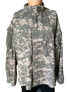 Army Combat Shirt ACU Ripstop UCP Jacket Large Regular US Army Airsoft Y158 - Picture 1 of 10