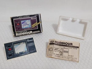 Bandai LCD Rush Hour Digital LSI Spiel Vintage Trödel - Bild 1 von 10