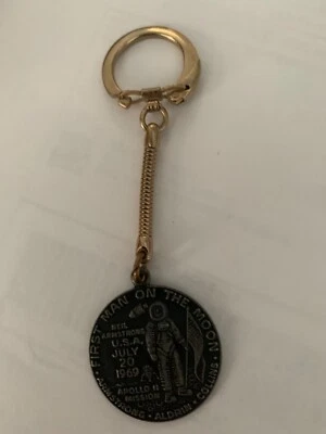 Vtg 1969 First Man on the Moon Key Chain Neil Armstrong Aldrin Collins Space - Image 1 of 2