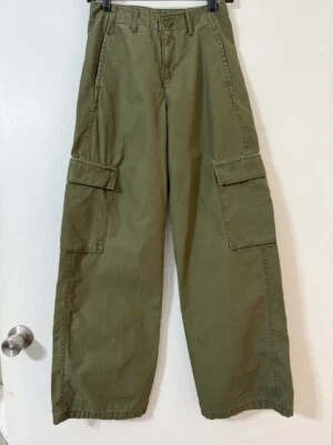 Levi's Women's Wide Leg Cargo Army Green "Big E" Pants - Size 23 - Image 1 of 4
