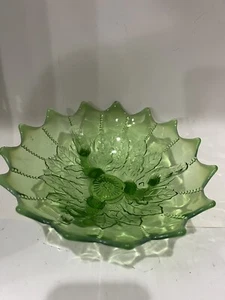 Antique Northwood Green Opalescent "Leaf & Beads" 3 Legged Footed Bowl - Picture 1 of 13