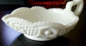 Vintage KEMPLE Triangle Milk Cream Candy Dish with Handle White Milk Glass - Picture 1 of 12