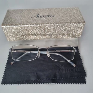 Specsavers Aurora con monturas de gafas de cristales de Swarovski Y85 - media borde plateada - Imagen 1 de 9