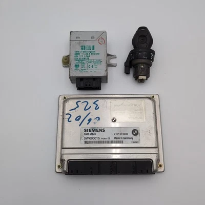 2001 - 2006 Bmw E46 330 3.0l M54 Engine DME Control Module Ignition Lock Key Set - Image 1 of 4