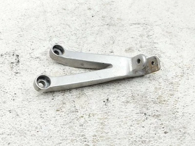 00 01 Soporte de montaje de clavija de pie de pasajero derecho Honda CBR929RR CBR 929 Foto 1 de 4