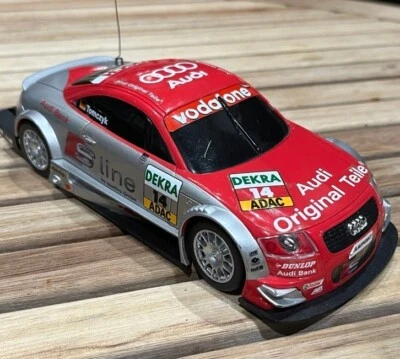 Dickie Spielzeug Kunststoff rot RC Audi R8 DTM Maßstab 1:32 ohne Fernbedienung 40 MHZ selten - Bild 1 von 4