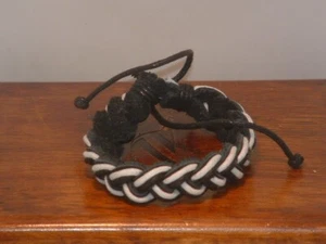 New Men’s Black & White Braided Fashion Bracelet - Picture 1 of 3