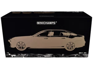 Minichamps BMW i7 Blue Metallic 1/18 Diecast Model Car 110023202 - Picture 1 of 2