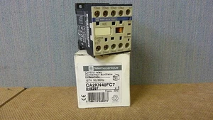Relé de control Telemecanique CA2KN40FC7 10A bobina 127V 50/60Hz nuevo (6738) - Imagen 1 de 1