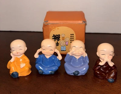 Estatuillas de niño monje chino de kung fu de 4 piezas para decoración Foto 1 de 4