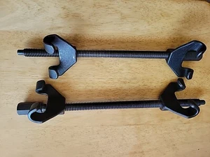 2 pcs PAIR Coil Spring Compressor Suspension Clamps Tool For Car - Used - Bild 1 von 4