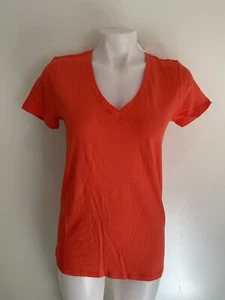 GAP Favorite V Neck Tee Short Sleeve T Shirt Women`s Top New Coral NWT - Picture 1 of 8