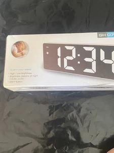 LED Clock GH0712L Digital - Guard Your Sleep (Black Mirrored Screen) - Picture 1 of 3