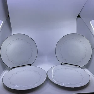 Set Of 4 Noritake China Whitebrook 10 1/2” Dinner Plates With Platinum Trim - Picture 1 of 12