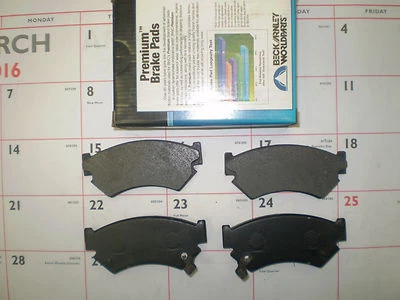 Pastillas de freno de disco delanteras orgánicas Beck Arnley 082-1402 para Subaru Justy Foto 1 de 2