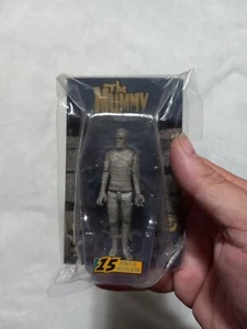 Classic The Mummy Collectible Halloween Horror 1:24 Scale 15 Pt Artic Loot Crate - Bild 1 von 6