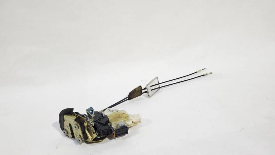 Atuador de trava de porta traseira direita fabricante de equipamento original 2003 Infiniti Q45 - Imagem 1 de 4