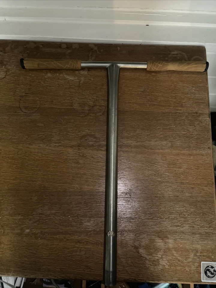 Barras de scooter de titanio Lucky Foto 1 de 4