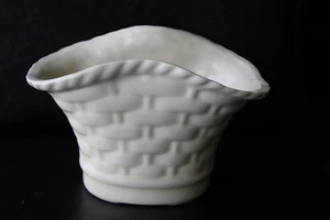 Cute Oval Cream Colored Basket Weave Pottery Planter  - Picture 1 of 5