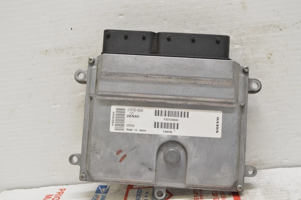 Unidad de módulo de control del motor Volvo V50 P30729800 2007 2010 Ecm H73 035 Foto 1 de 4