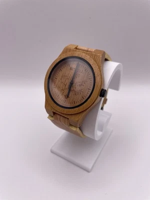 Reloj Bewell de madera natural para hombre Foto 1 de 4