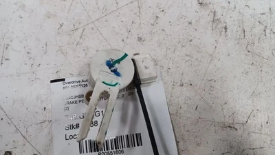 Переключатель педали тормоза Buick Encore 2013 2014 2015 2016 - Изображение 1 из 4