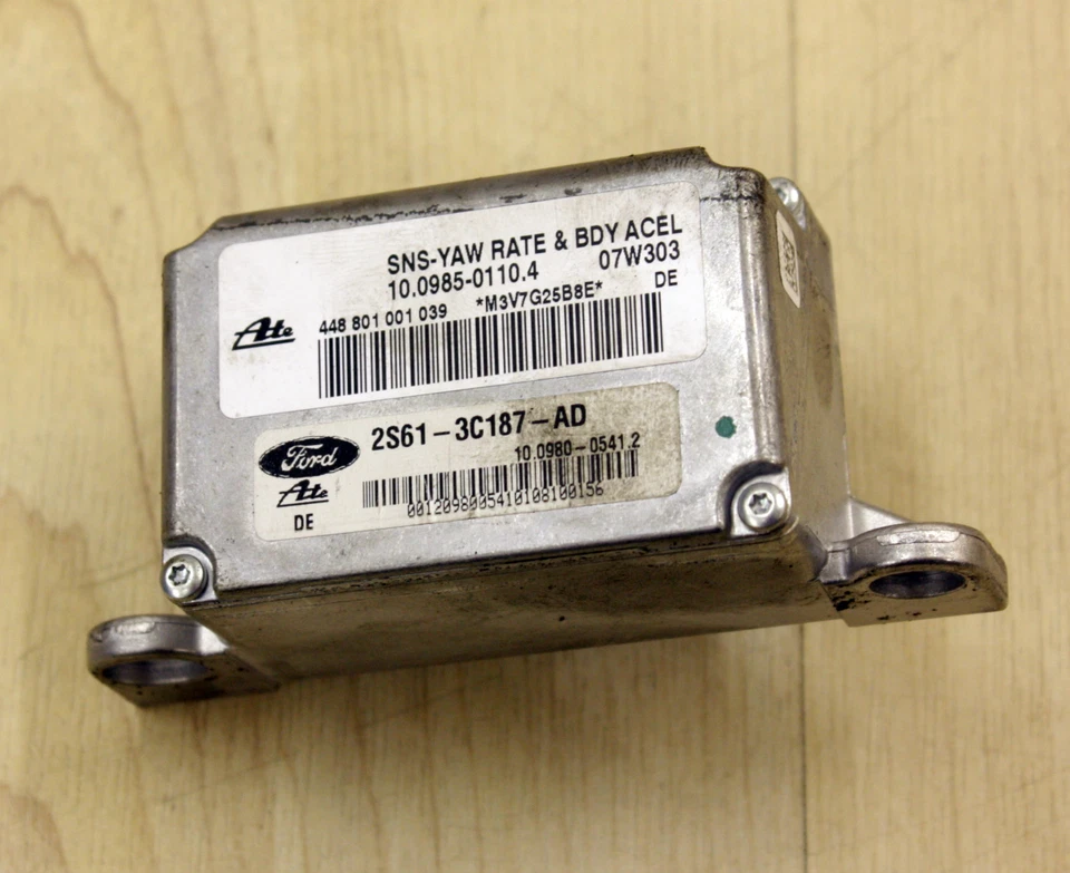 FORD FOCUS / C-MAX YAW RATE SNS BODY MODULE 3M51-14B296-AB 2003 - 2008 - Image 1 of 1