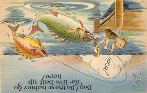 Postal de cómic vintage: pierna de hombre mordiendo pez como cebo, lino vintage - Imagen 1 de 2