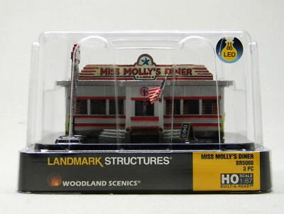 WOODLAND SCENICS HO SCALE MISS MOLLYS DINER FULLY ASSEMBLED BUILDING WDS5066 NEW - Image 1 of 4