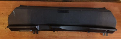 MERCEDES-BENZ C220 2010 W204 PUERTA TRASERA BLOQUEO MALETERO CUBIERTA EMBELLECEDOR PANEL A2046900825 Foto 1 de 3