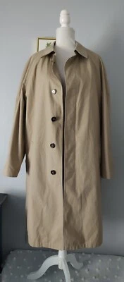 Roundtree Yorke Trench Coat Rainwear Men's Color Beige Long  Size 40 Regular New - Image 1 of 4