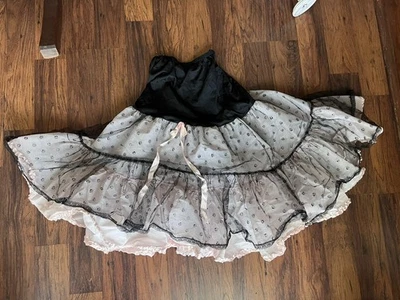 Falda circular Can Can de colección de los años 50 lencería de fantasía malla negra sobre blanco  Foto 1 de 4