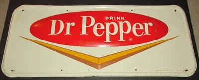 Letrero de lata original Drink Dr Pepper Soda Pop años 60 con Cadillac Like V 12" x 28" Foto 1 de 4