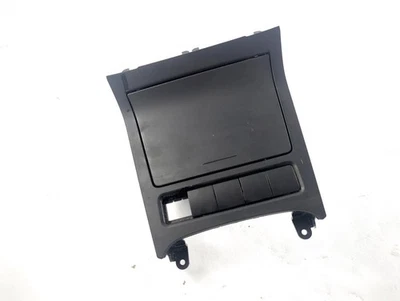 5K0857961 Ashtray Volkswagen Golf 6 1.6 D 77KW 5M 5P (2011) Used Spare Part - Image 1 of 4