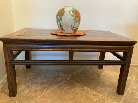 Lovely Antique Chippendale Coffee/Tea Table  New England ca. 1810, MB434 Cover
