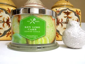 Homeworx by Slatkin & Co. KEY LIME CAKE Candle 18 oz. 4 wick RARE YUM! - Picture 1 of 3