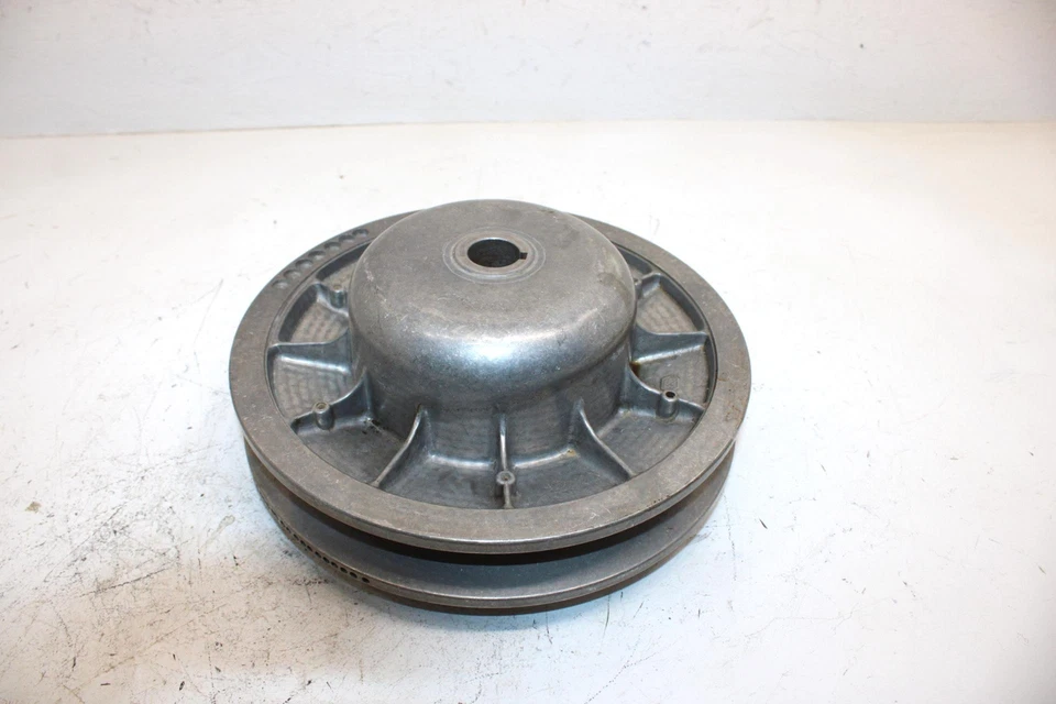 92 Polaris Trail Oem Driven Clutch /Keyed 1322145 SP136 - Image 1 of 4