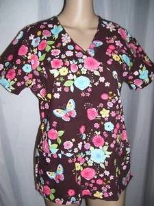 SCRUB TOP WOMENS NURSING UNIFORM BACK TIE SZ S SMALL BROWN PINK FLORAL BUTTERFLY - Picture 1 of 4