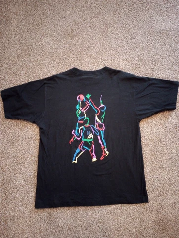 Vintage 1980s Geoffrey  Beene Graphic Tee Medium Cover