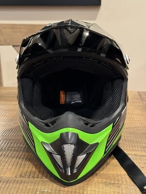 CASCO TODOTERRENO BILT AMPED EVO XS VERDE Y NEGRO Foto 1 de 4