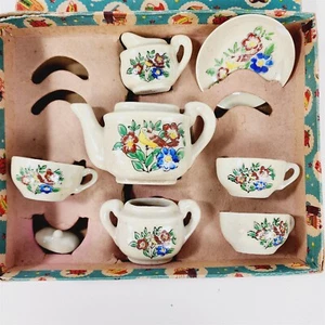 Juego de té vintage de 7 piezas Lusterware para niños platos florales crema en caja original - Imagen 1 de 15