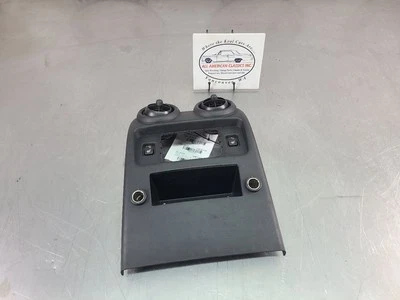 Cubierta del panel trasero de la consola del piso central delantera Hummer H2 2003-07 con ventilaciones - OEM Foto 1 de 4
