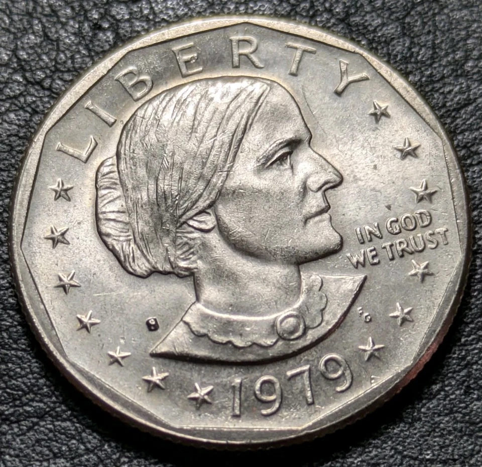 1979-S $1 SBA Bu Uncirculated + Strike Through Grease Error Susan B Anthony - Image 1 of 4