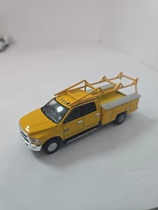 Greenlight Dually Drivers Yellow 2018 Ram 3500 Laramie Diecast Used Loose Issues - Picture 1 of 10