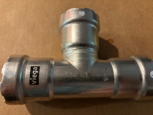 Viega MegaPress® 95120 Standard Tee, 1-1/2" in PxPxP, Press, 304 Stainless Steel - Picture 1 of 3